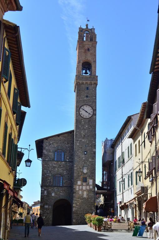 Affittacamere La Torre Montalcino Exteriör bild